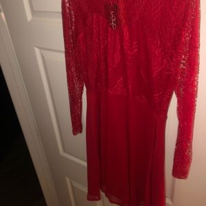Lace red dress
